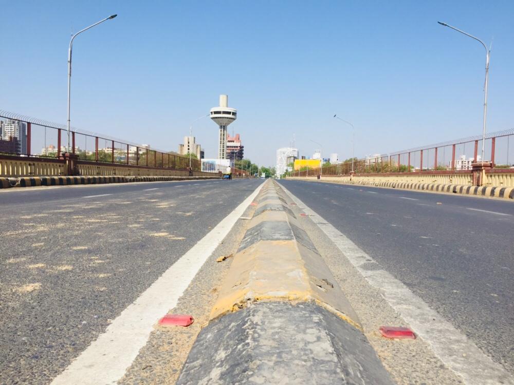 bridges of the city were closed