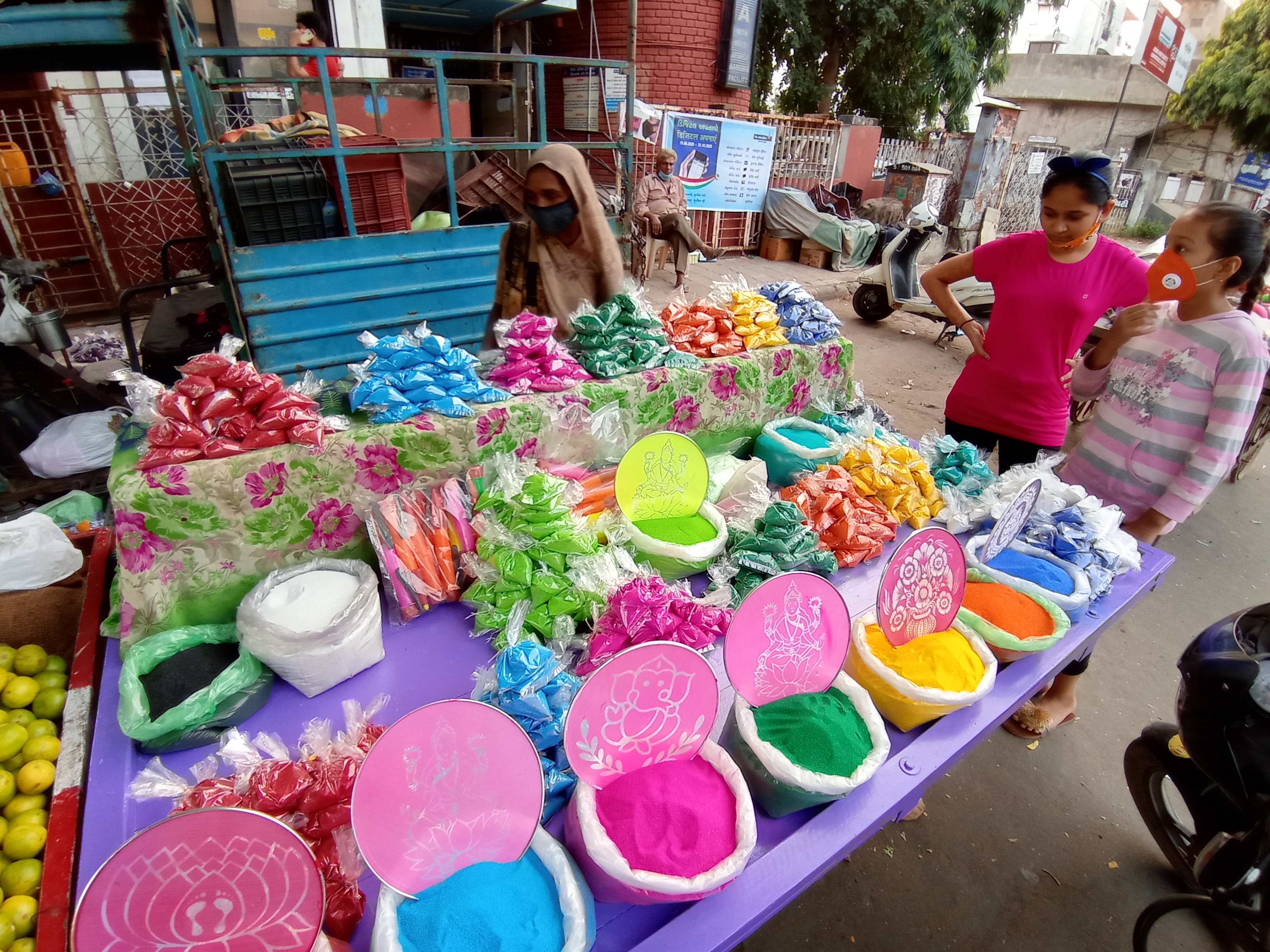 The Different Types of Rangoli Making  Material Came in Market