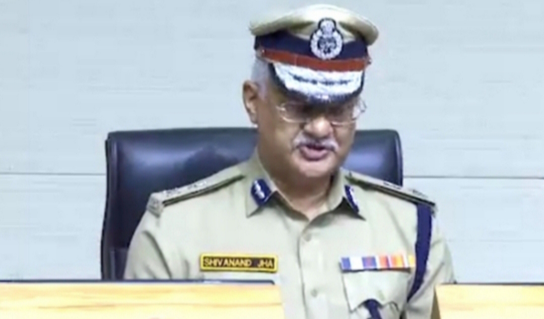 gujarat policemen will be given PPE kit in view of coronavirus said dgp shivanand jha