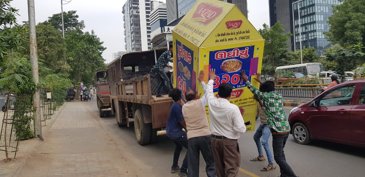 અમદાવાદ મ્યુનિસિપલ કોર્પોરેશન દ્વારા B લાઈનમાં આ BRT દબાણો દૂર કરવામાં આવ્યા