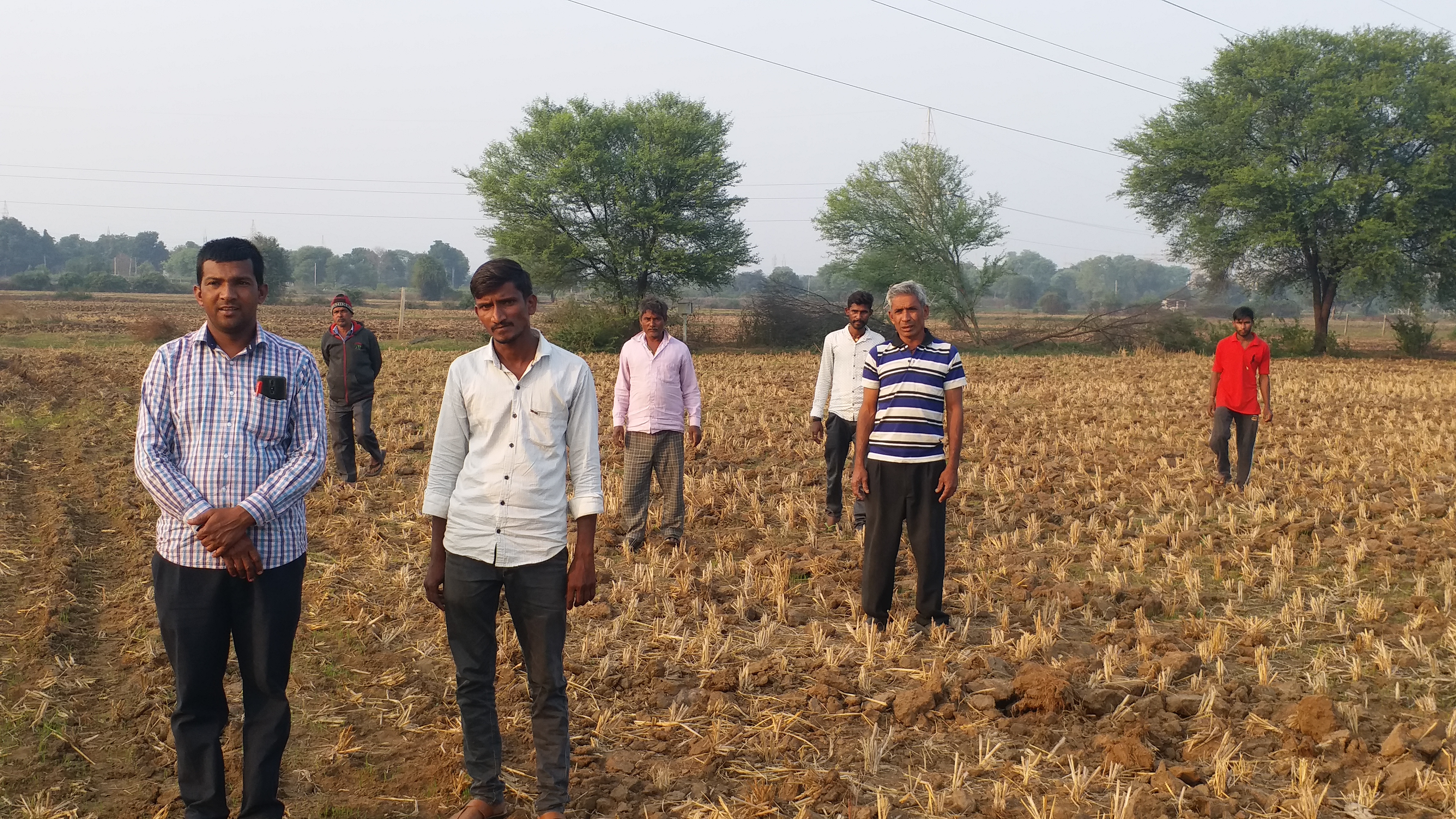 farmers waiting for government help