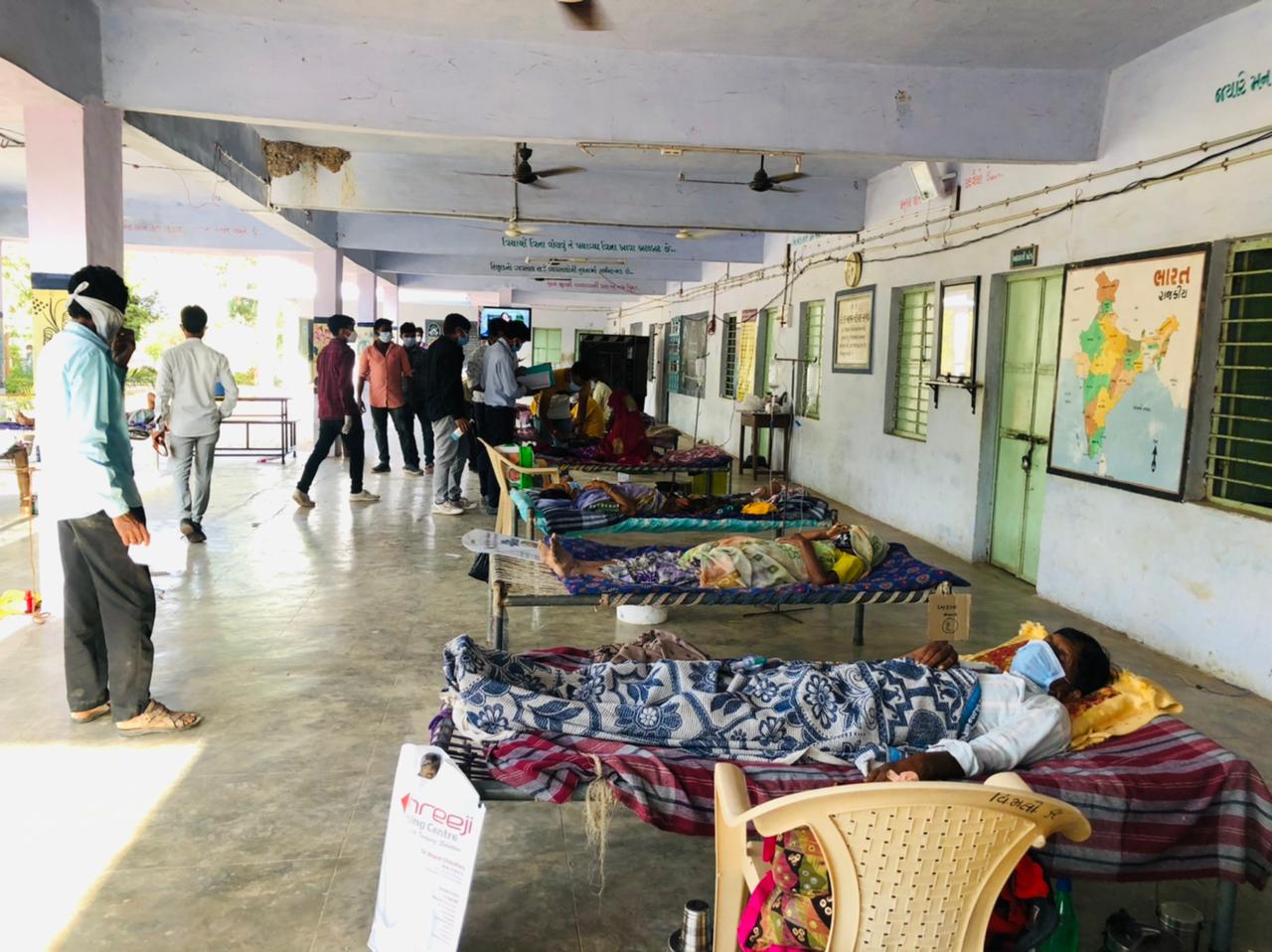 ગામલોકો દ્વારા જાતે જ હોસ્પિટલ તૈયાર કરાઈ