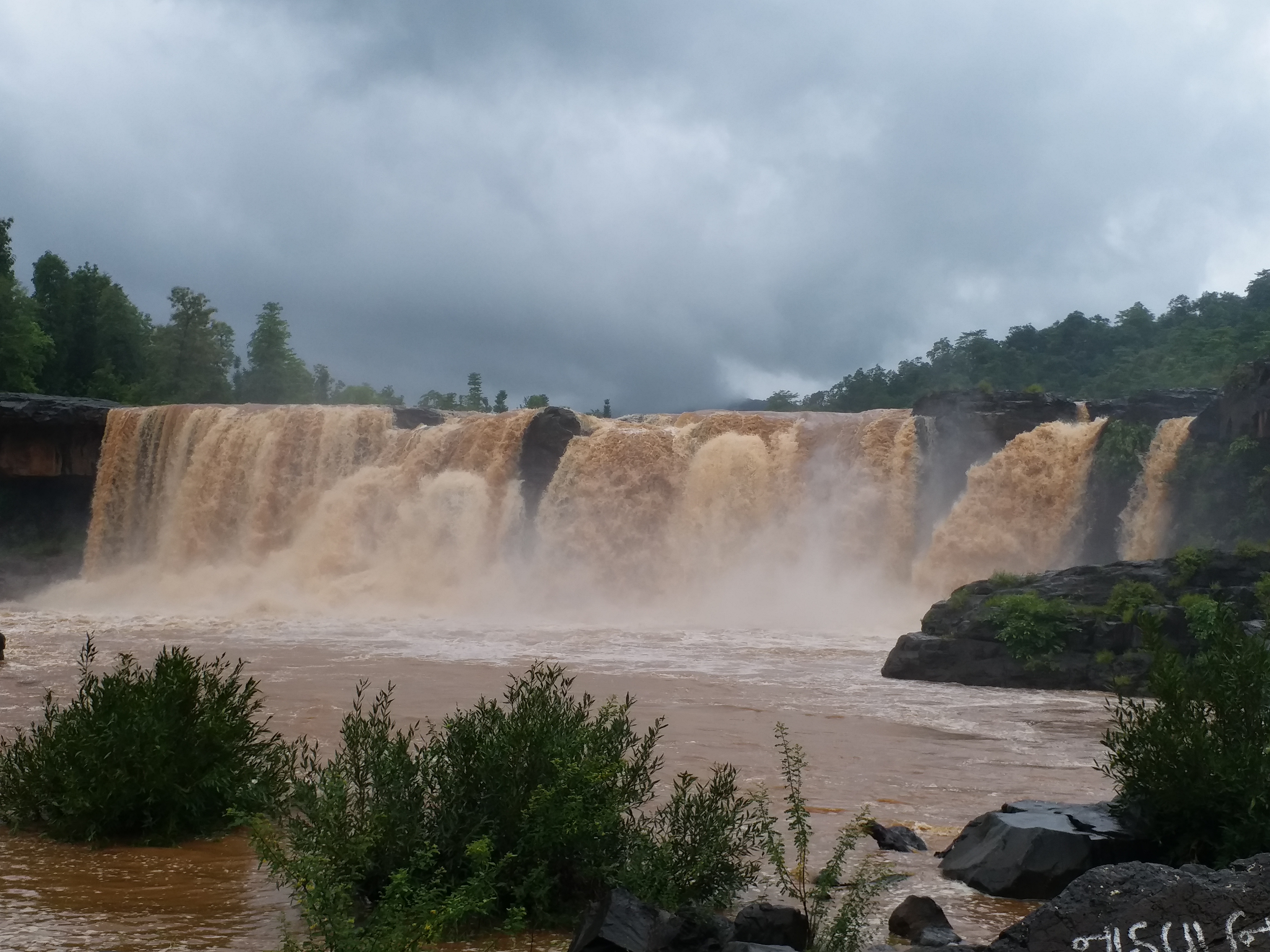 gira waterfall