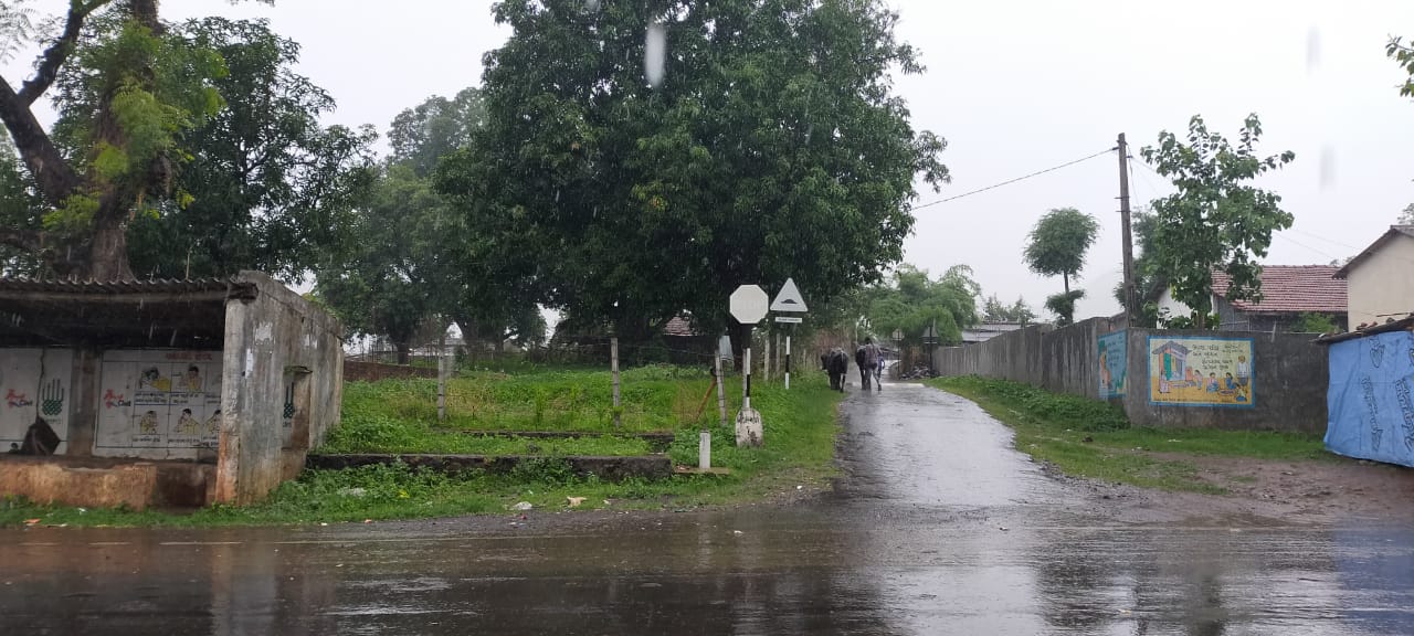 Cooling prevailed in Dang district with rain