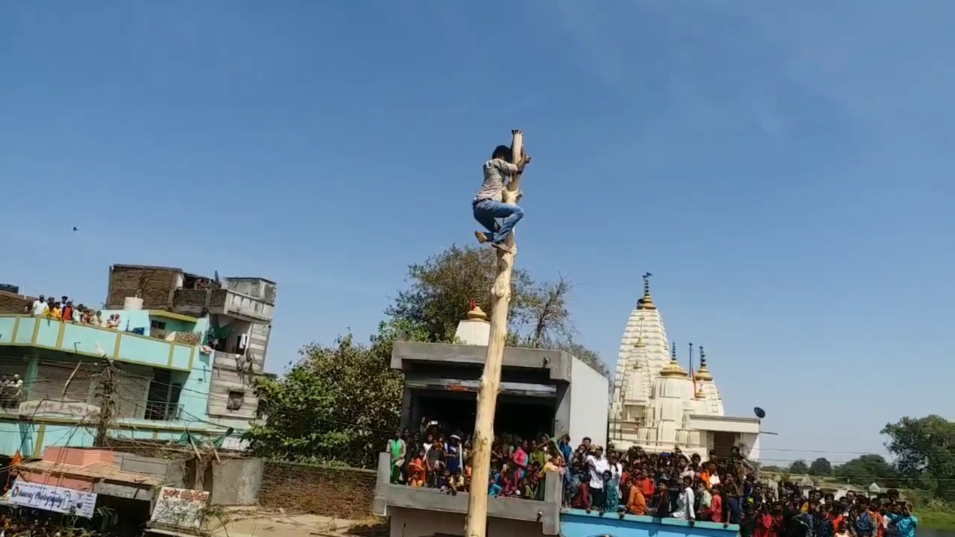 ocean of god gadheda fair in dahod