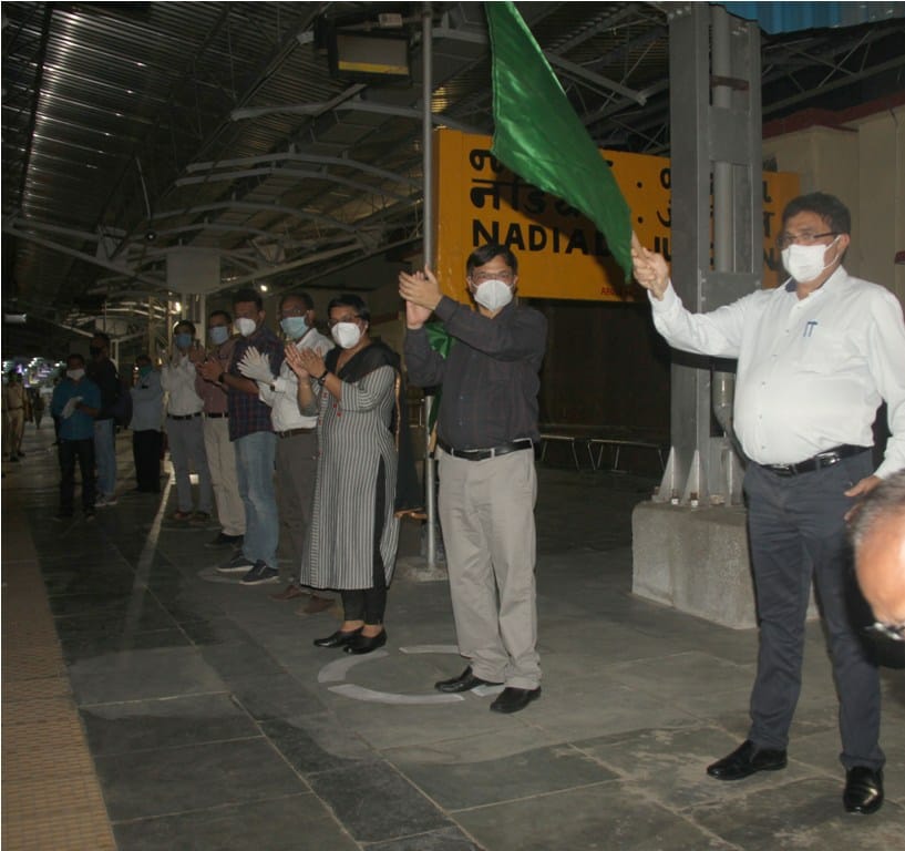 Another train for UP workers to go home from kheda