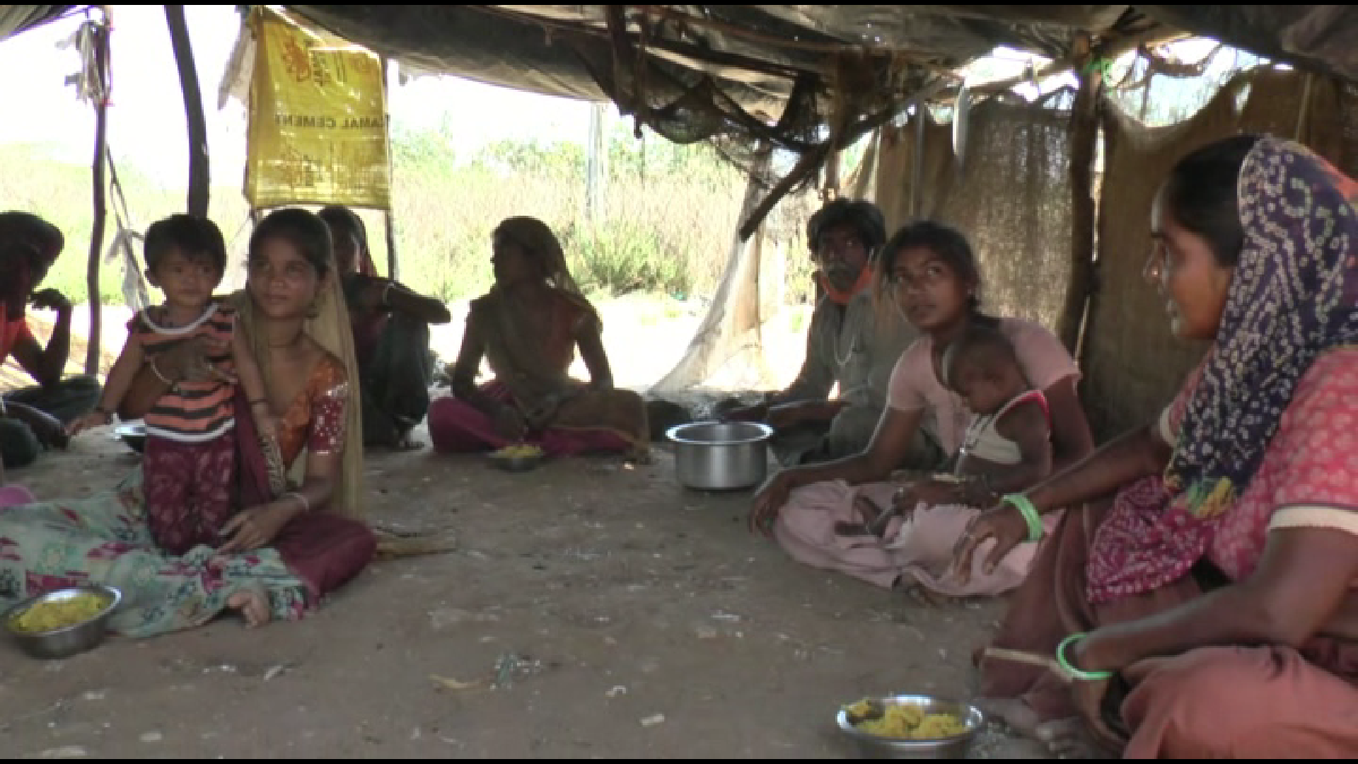 Unique social service of Swaminarayan temple, Gives hungry people a meal twice