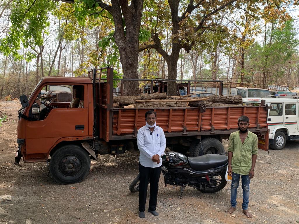 3 ટન ખેરના લાકડા પકડ્યા