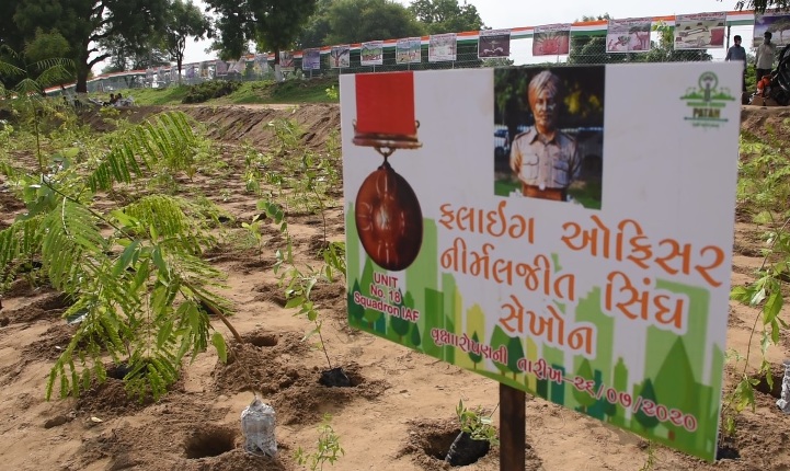 કારગિલ યુદ્ધના શહીદ વીરો ને પાટણમાં હરિત અંજલિ આપવામાં આવી