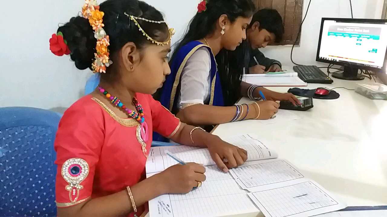 patan school teacher give lesson for save money while studying