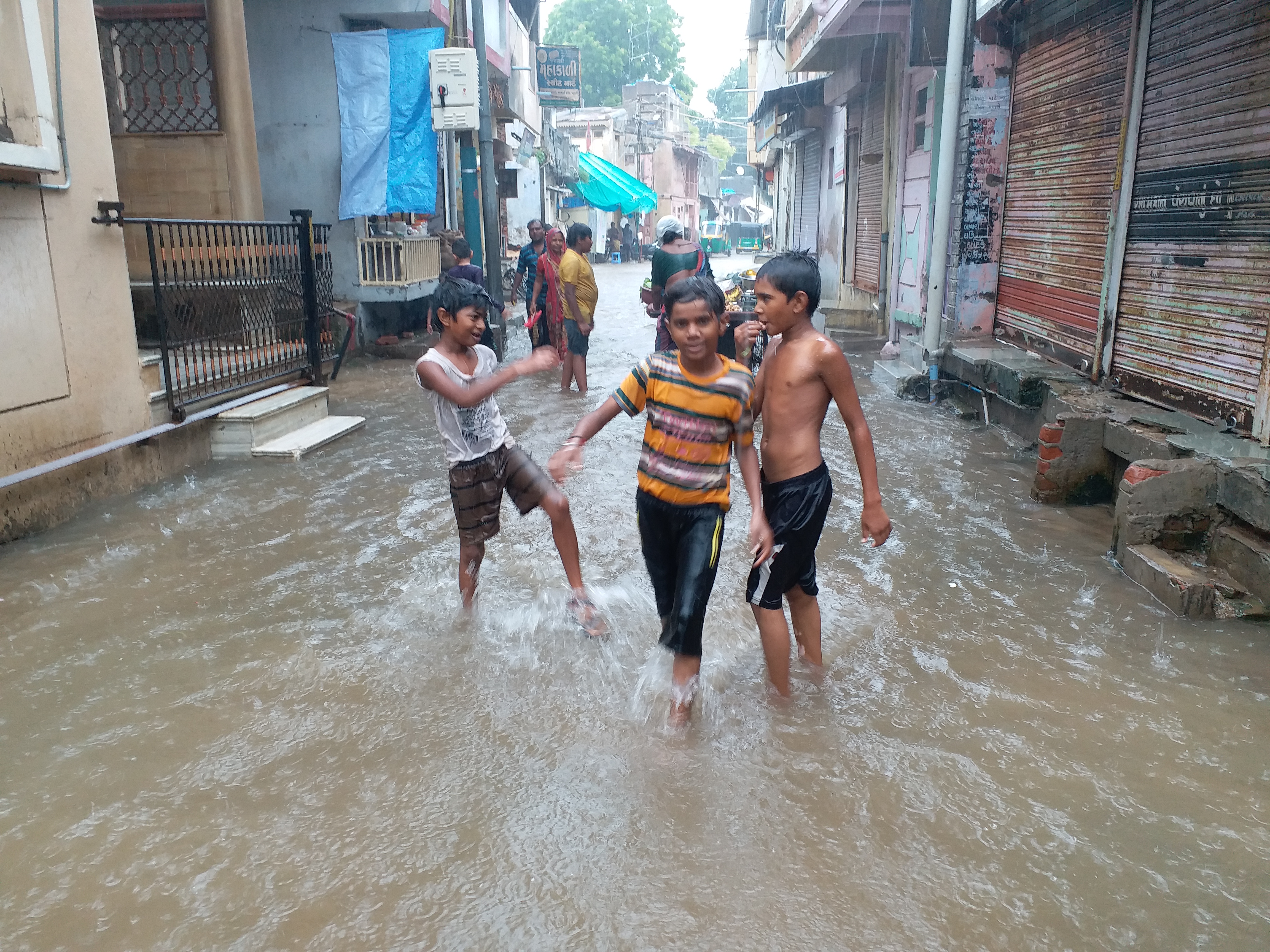 heavy rains in gujarat in 2020