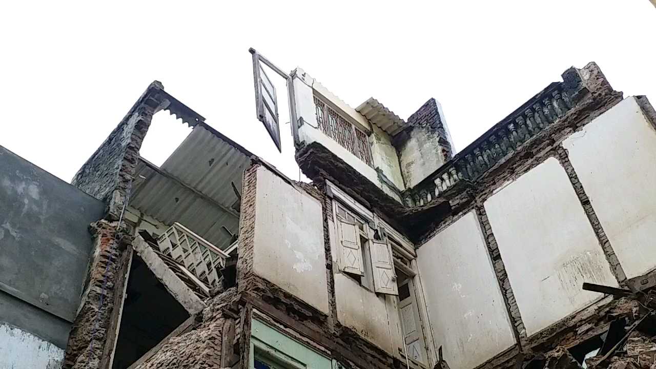 three-storey building collapsed