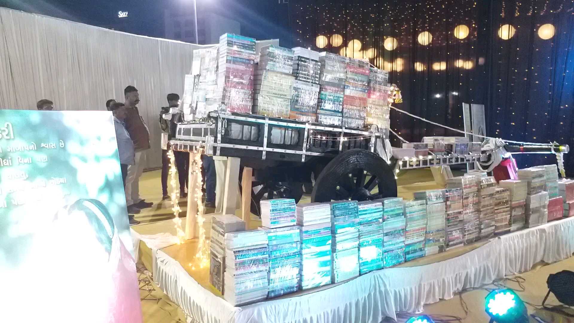 a-girl-asked-for-books-on-her-wedding-gets-bullock-cart-full-of-it