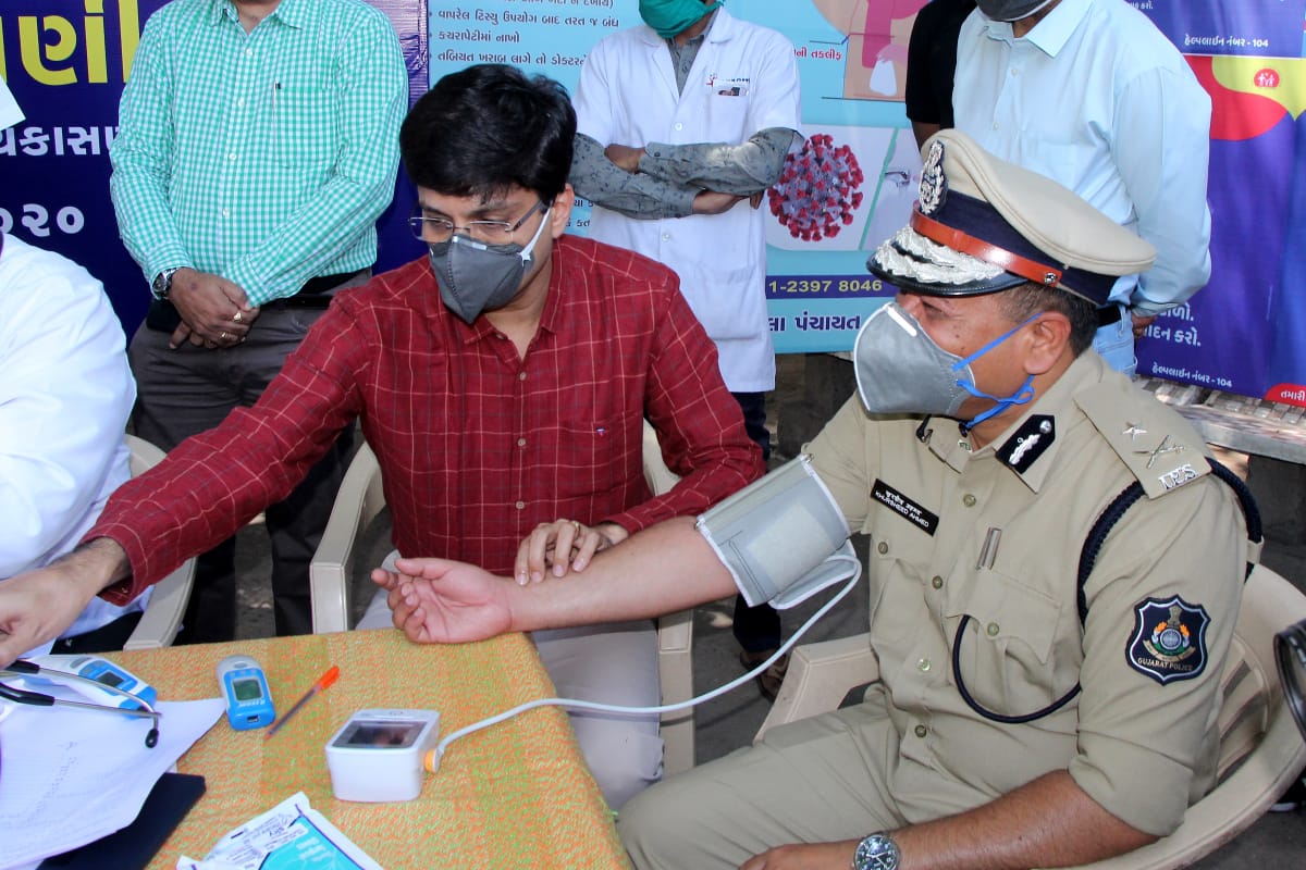 corona-virus-effect-health-check-up-of-300-police-personnel-in-rajkot