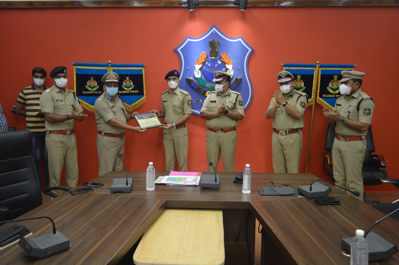 9 ACPs on duty in lockdown honored