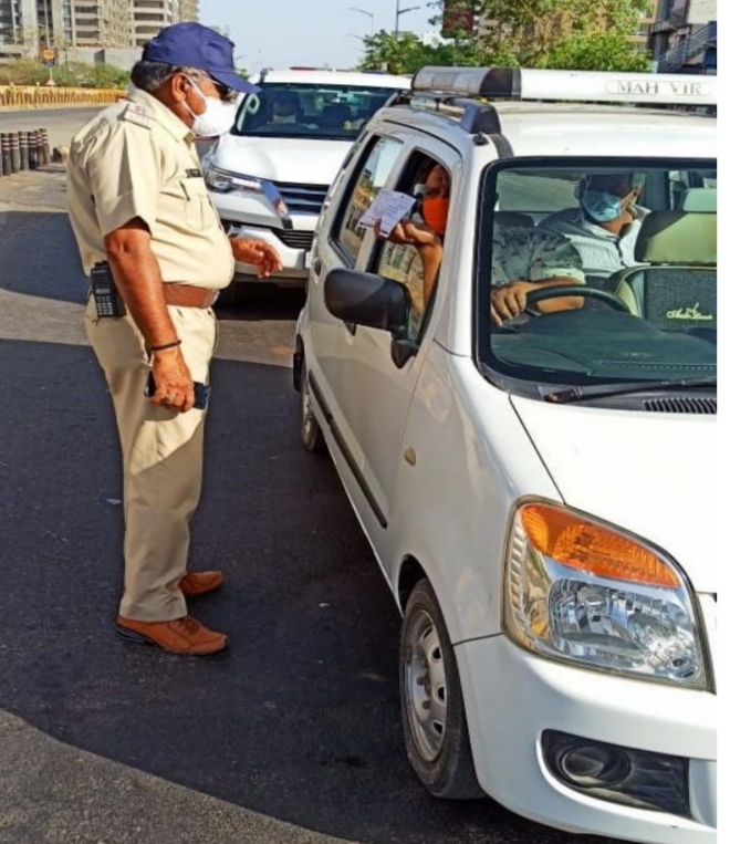 Etv Bharat, Gujarati News, Rajkot News, Covid 19, Rajkot Police