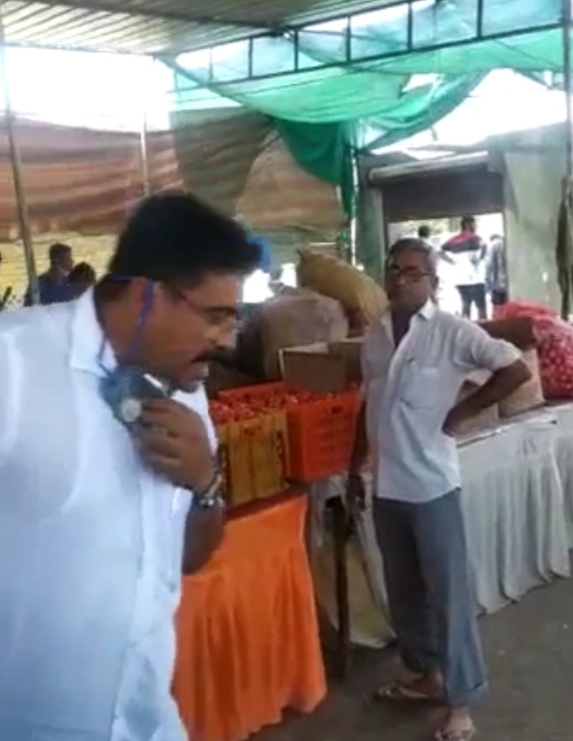 former bjp mla spitting on road