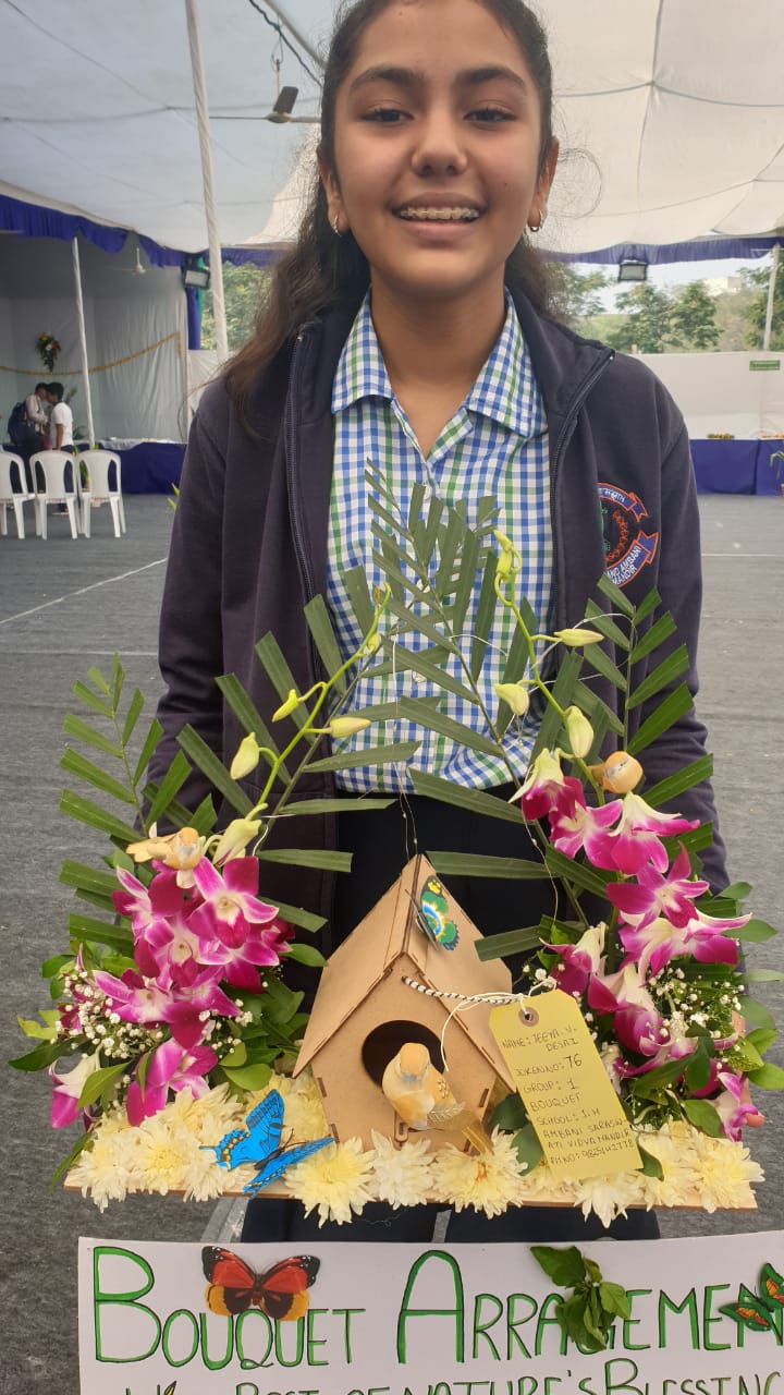 Jiya Desai present new trick to save sparrow in national book fair and Horticulture Fair surat