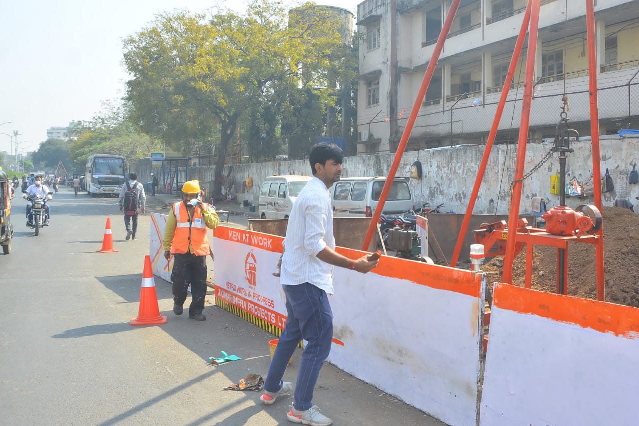 સુરતમાં મેટ્રો રેલ કામગીરી શરૂ કરાઈ