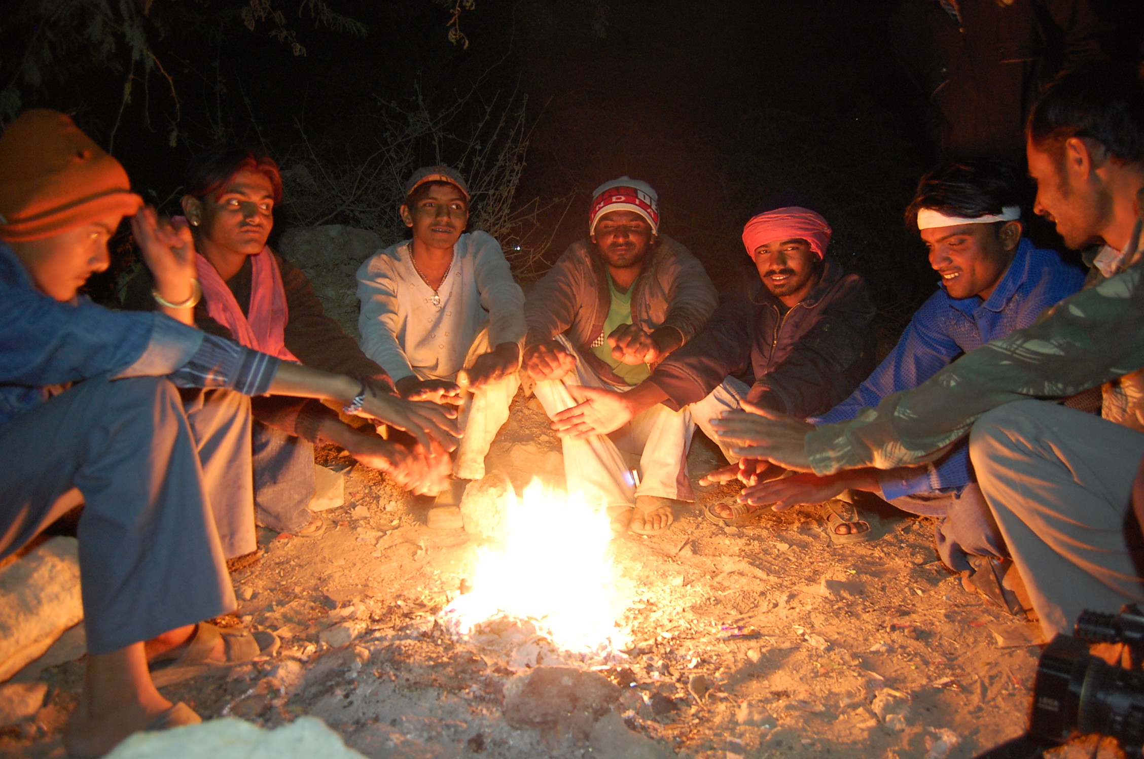 કચ્છમાં ડંખીલા ઠારના માર વચ્ચે જનજીવનને અસર