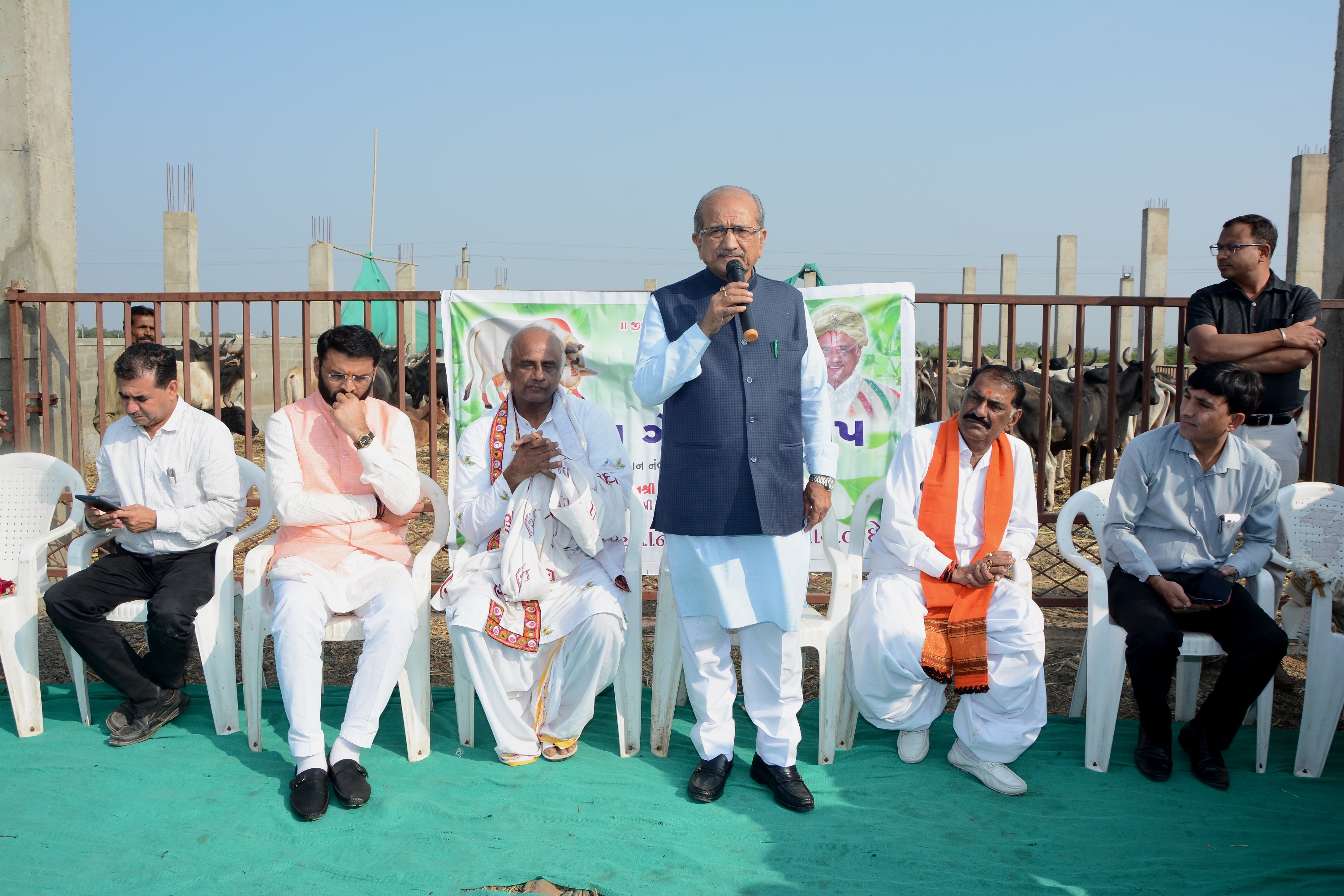 State Minister Bhupendra Singh Chudasama visited the banandishala in Kutch