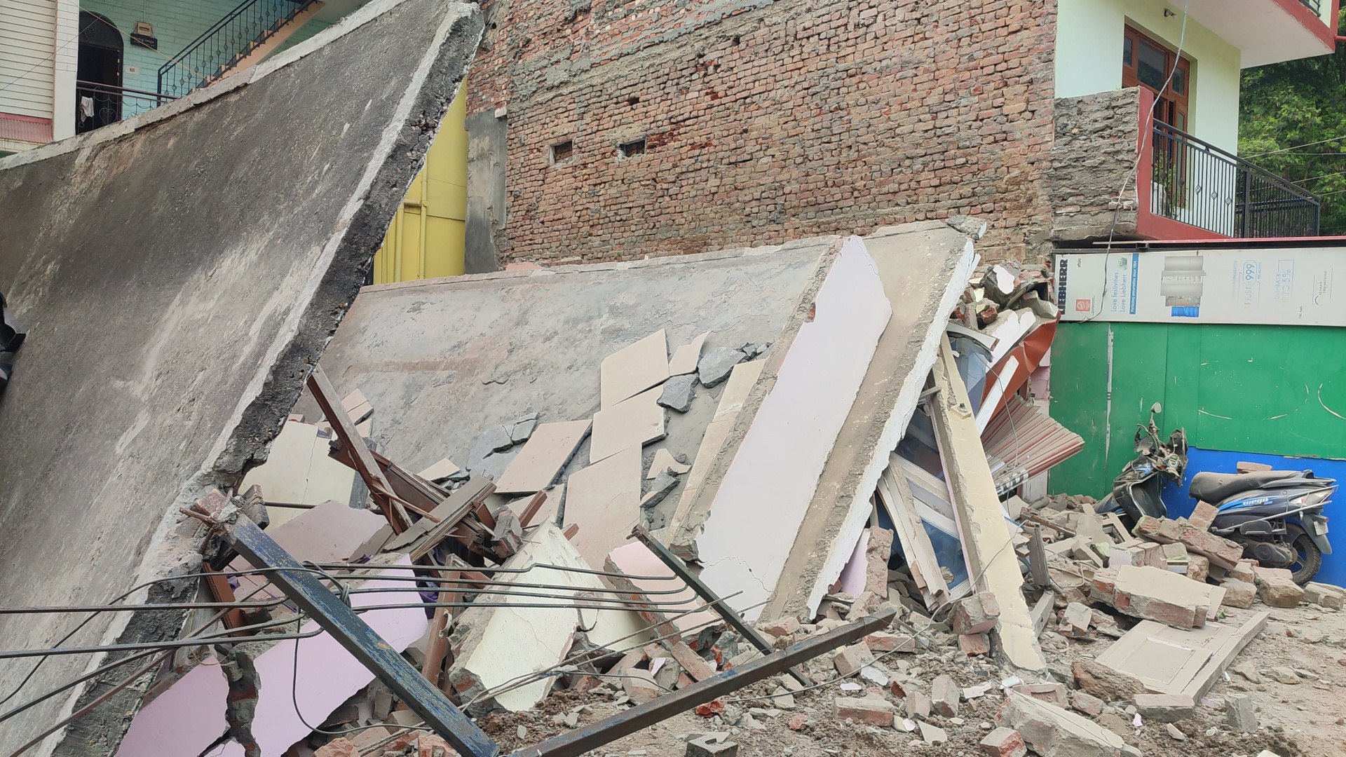 Two storey house collapsed in Bilaspur