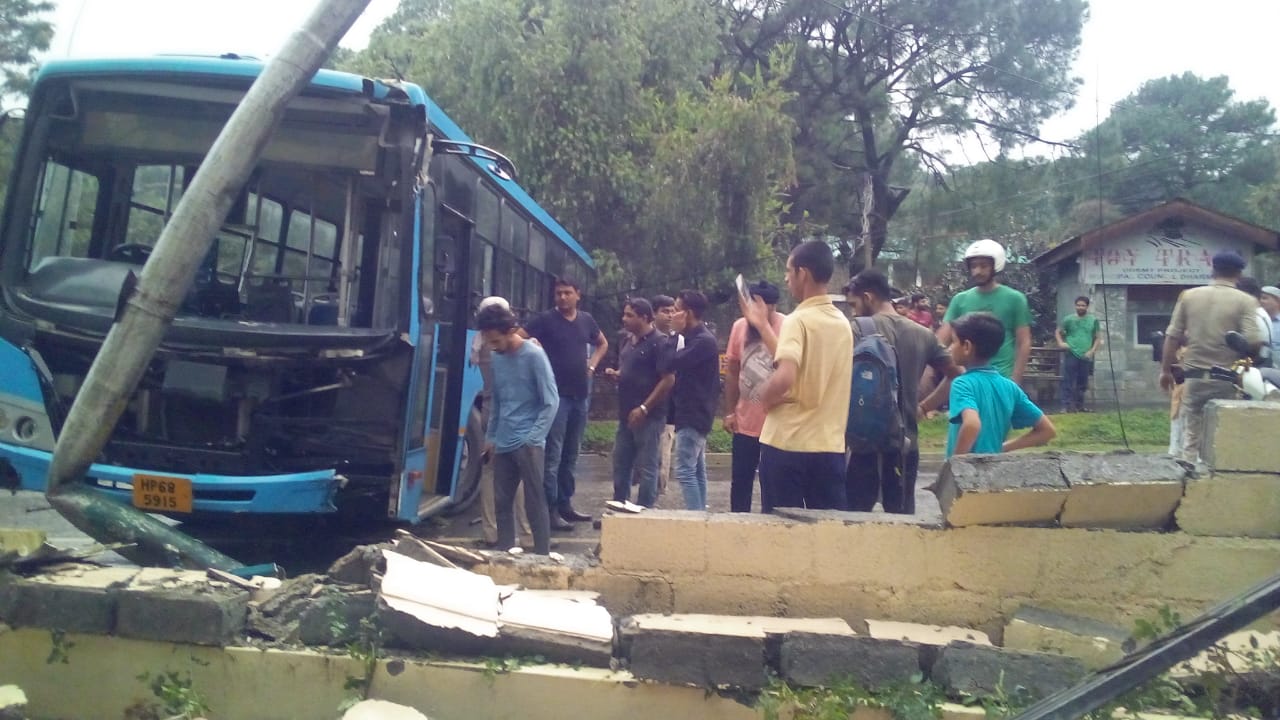 road accident, सड़क हादसा