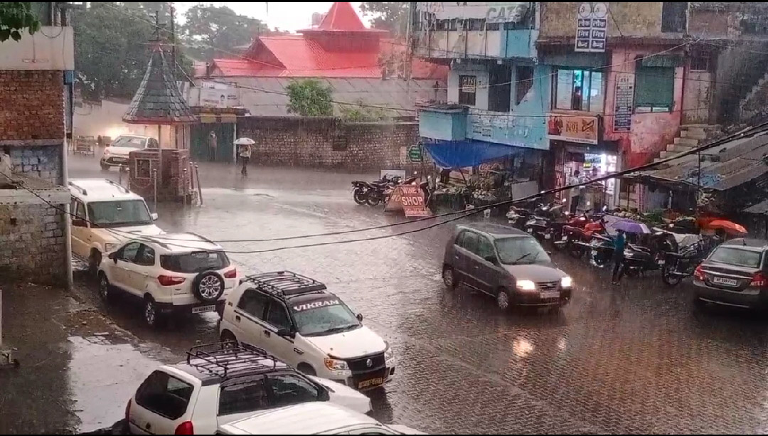 Heavy rainfall in kangra