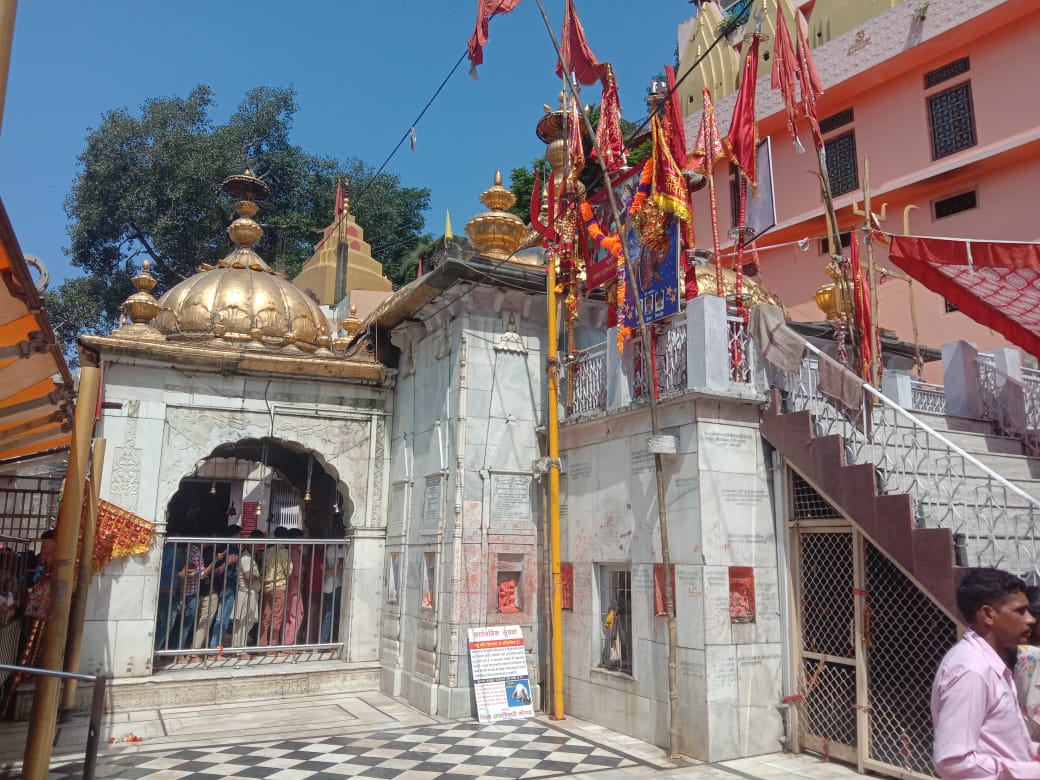 kangra, jawalamukhi, Navratri, Devotees, ज्वालामुखी, श्रावण अष्टमी, नवरात्रि, ज्वालामुखी, मां ज्वाला, ईटीवी भारत