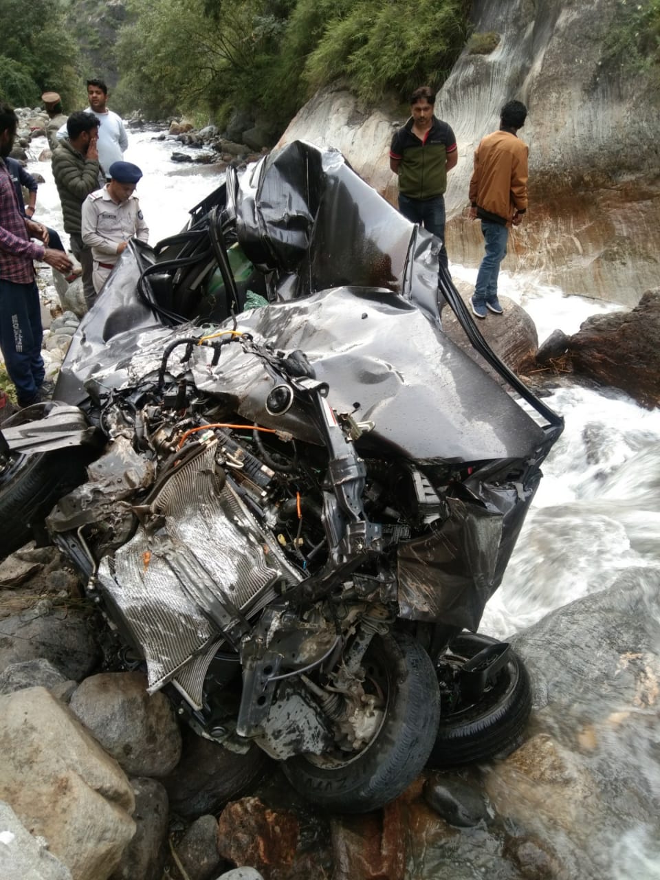 road accident in kinnaur