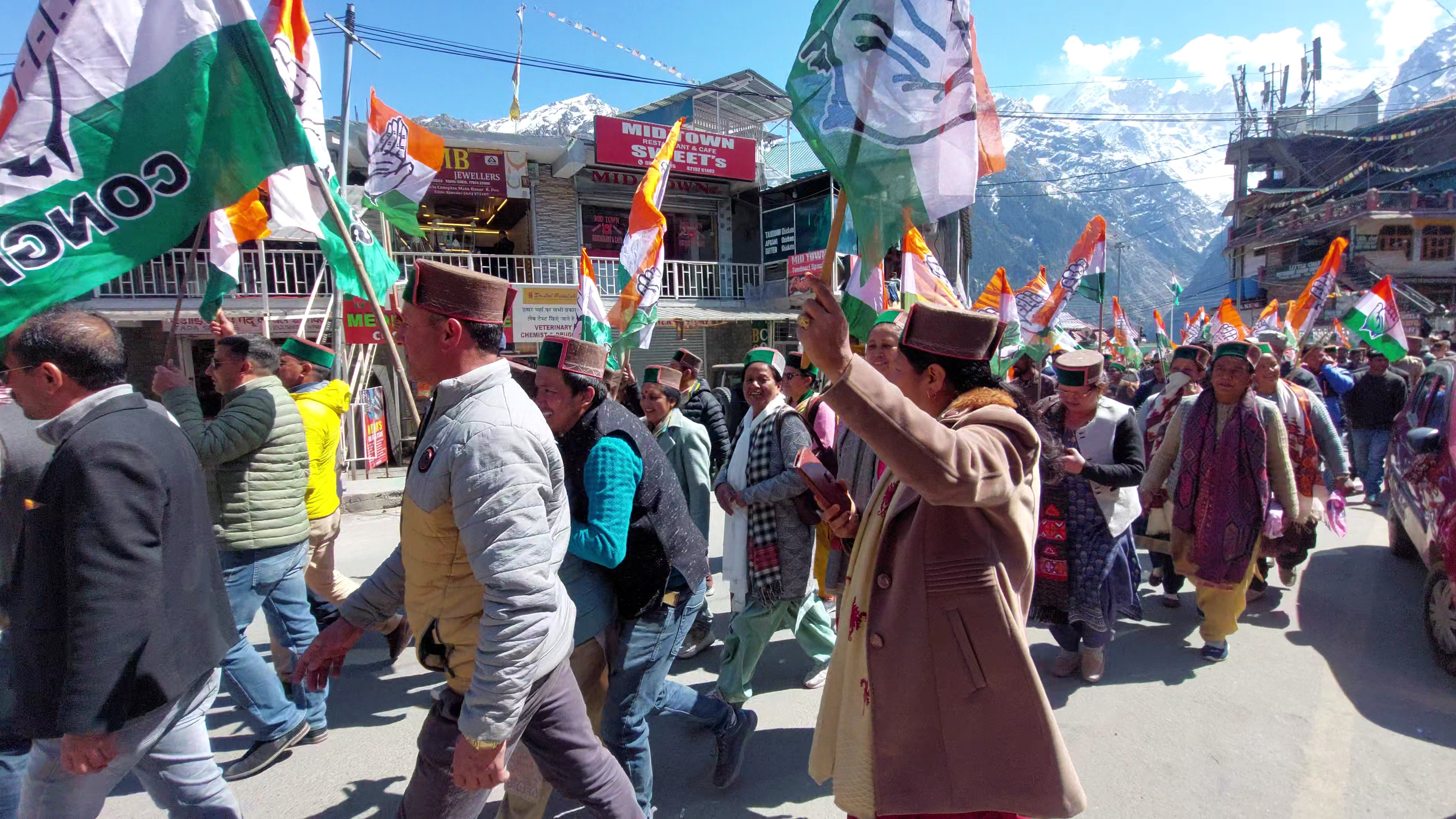 Kinnaur Congress protest against central government