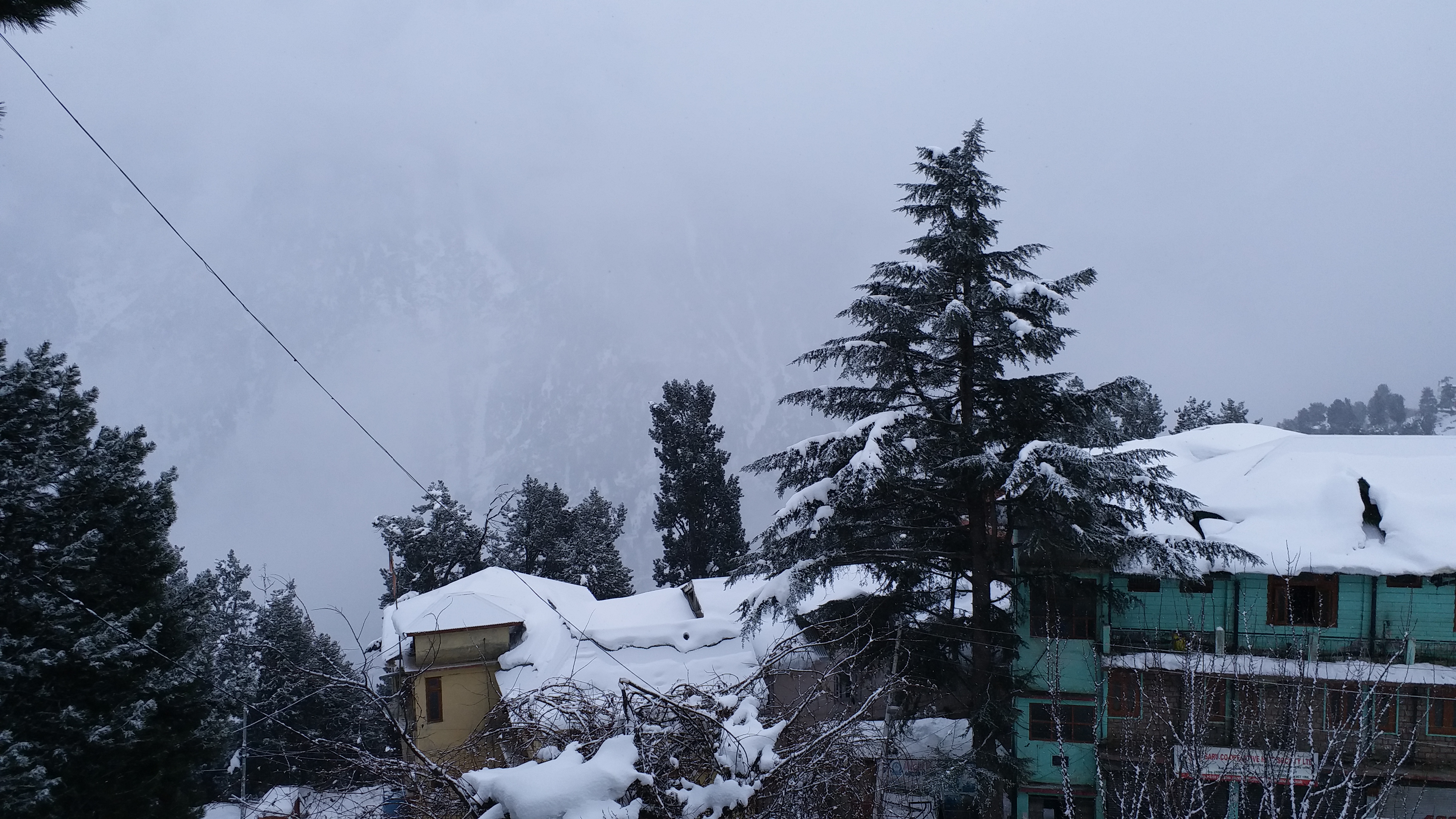 Snowfall in Kinnaur affects normal life