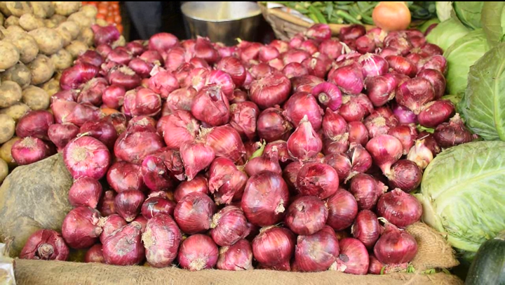 Price onion drop in kullu