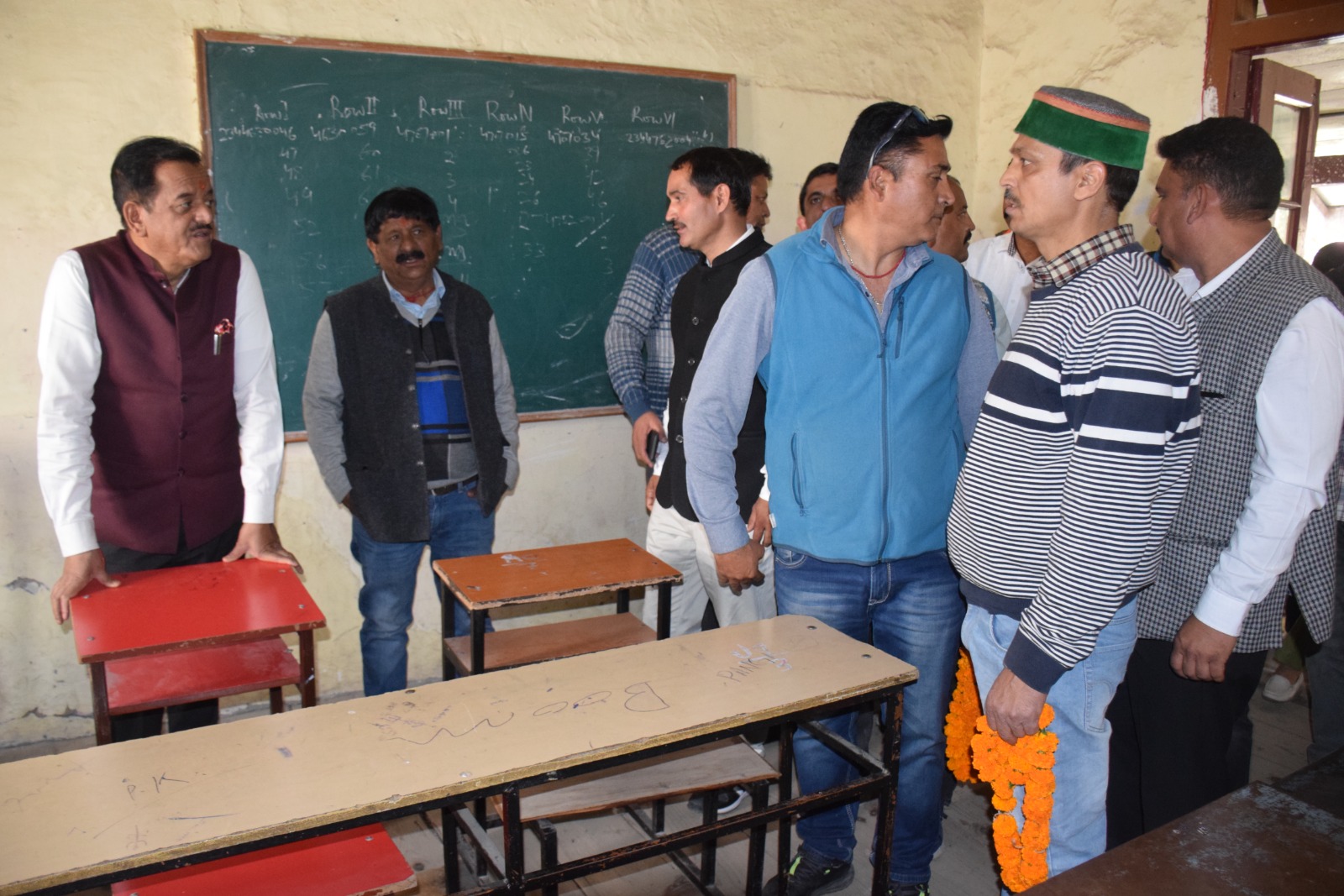 CPS Sunder Thakur inspecte Dhalpur school building