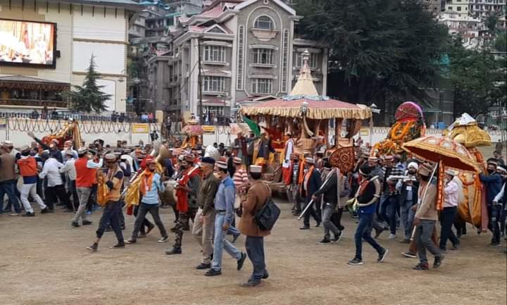 भगवान रघुनाथ की रथयात्रा