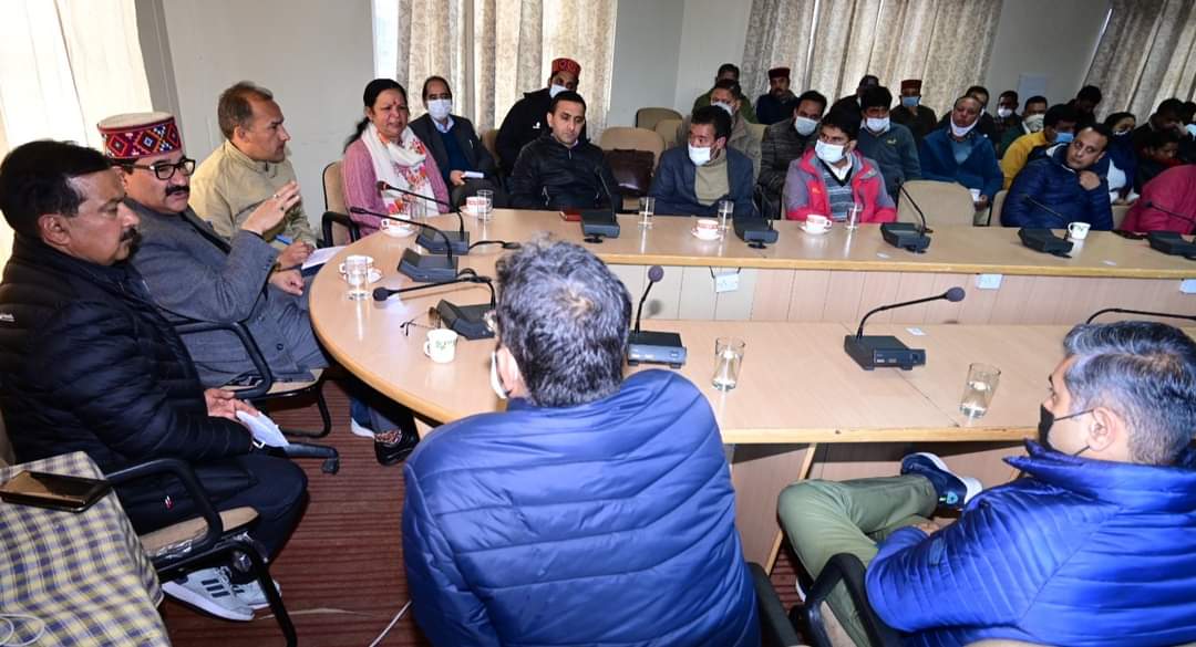 Meeting regarding preparations for Winter Carnival in Manali.