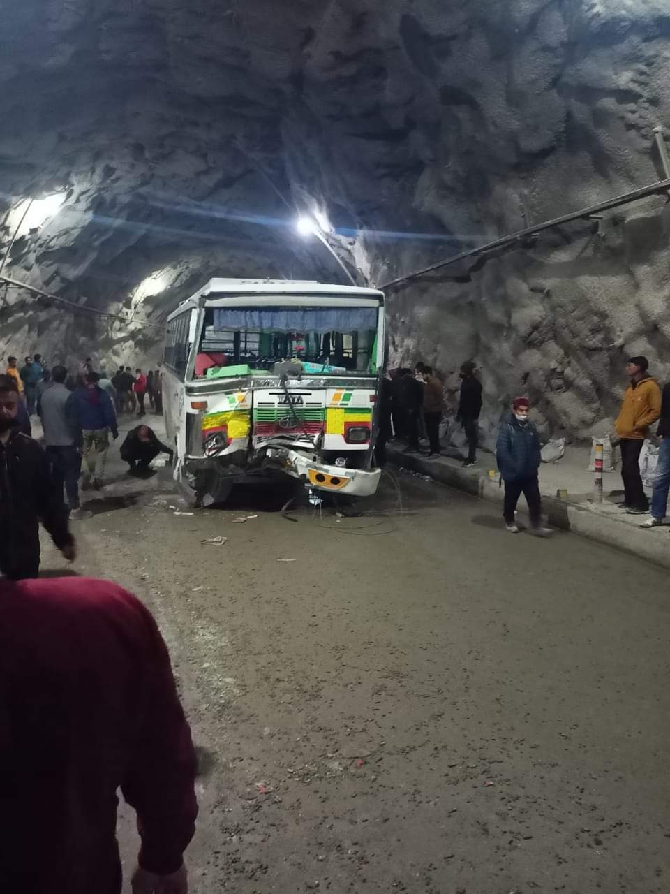 Accident in aut tunnel