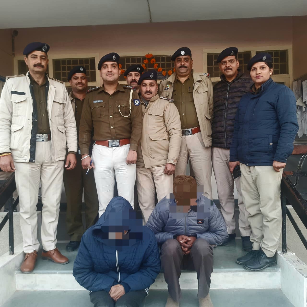 Sundar Nagar police caught charas in Pungh