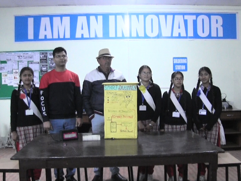 government school girls made  Dustbin and medicine box