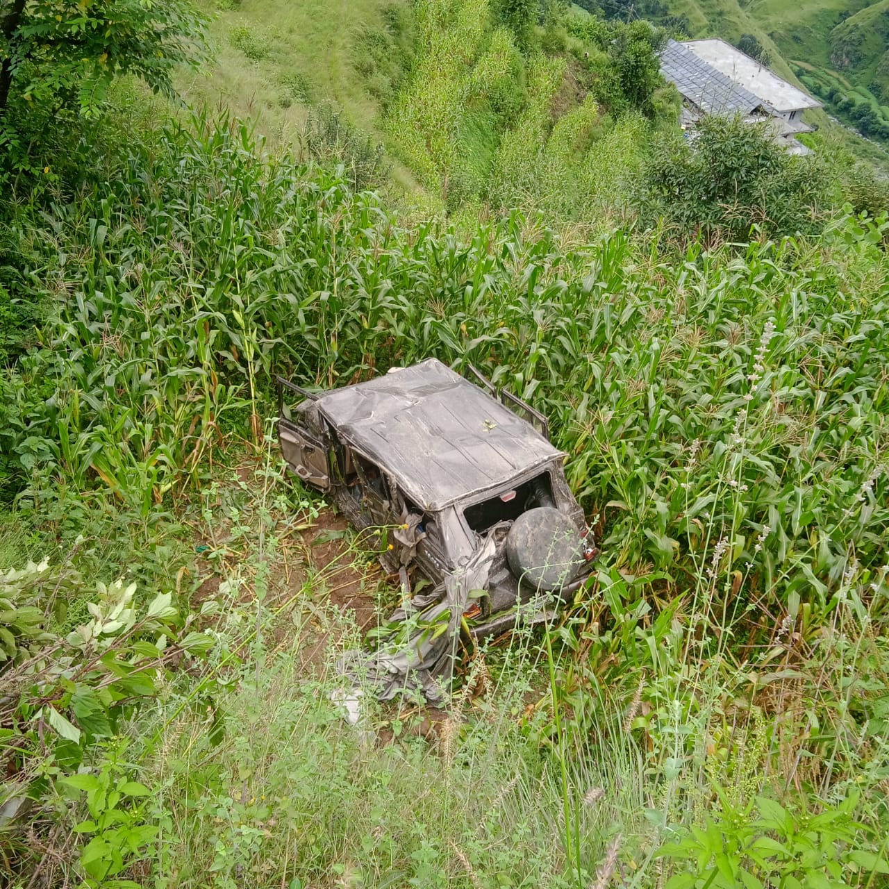 road accident in sirmaur