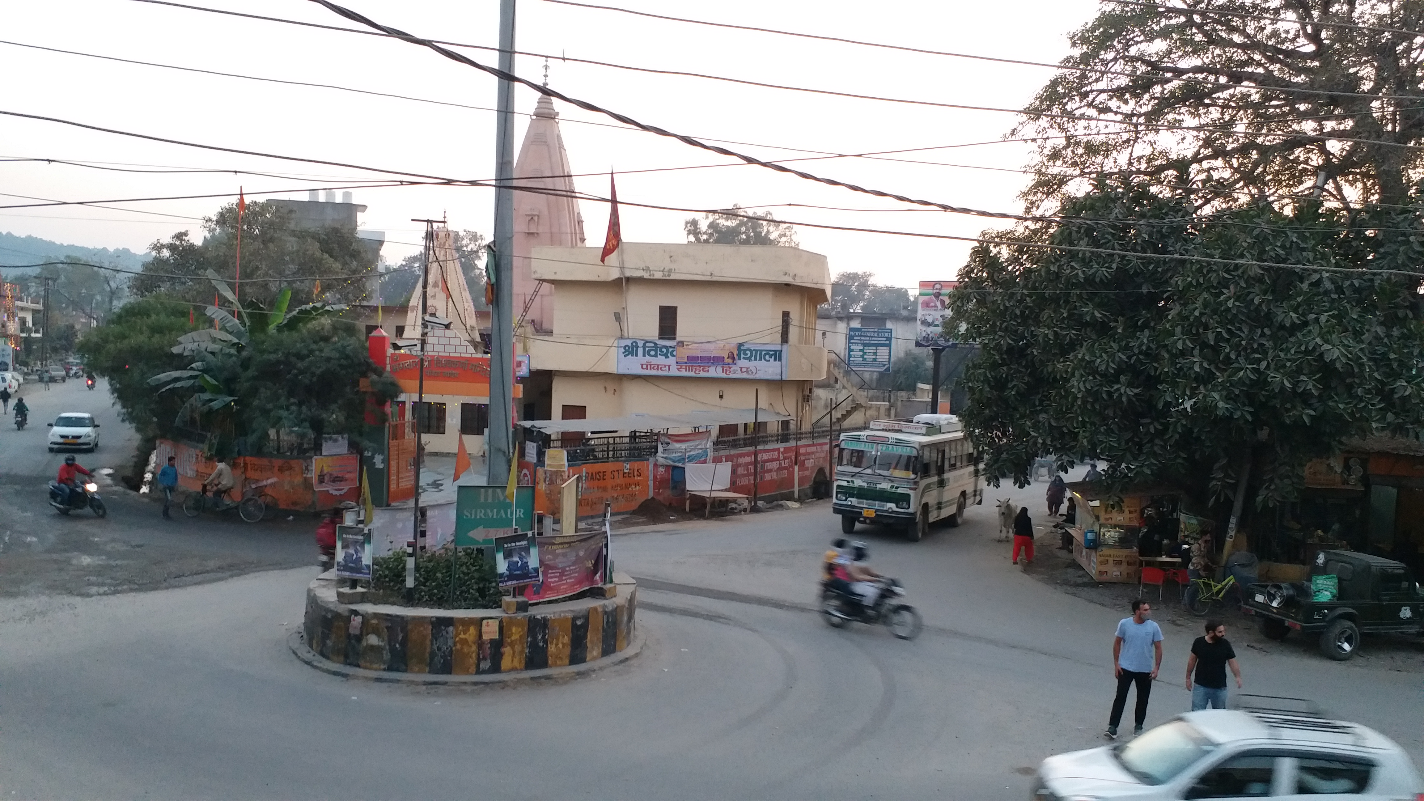 Business of hoardings and banners in Paonta Sahib on Diwali