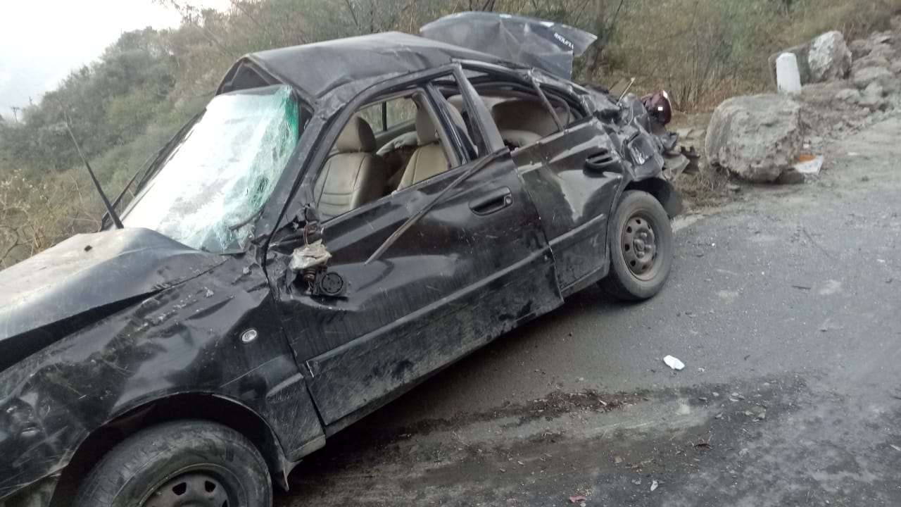 Car accident in Solan, सोलन में कार हादसा