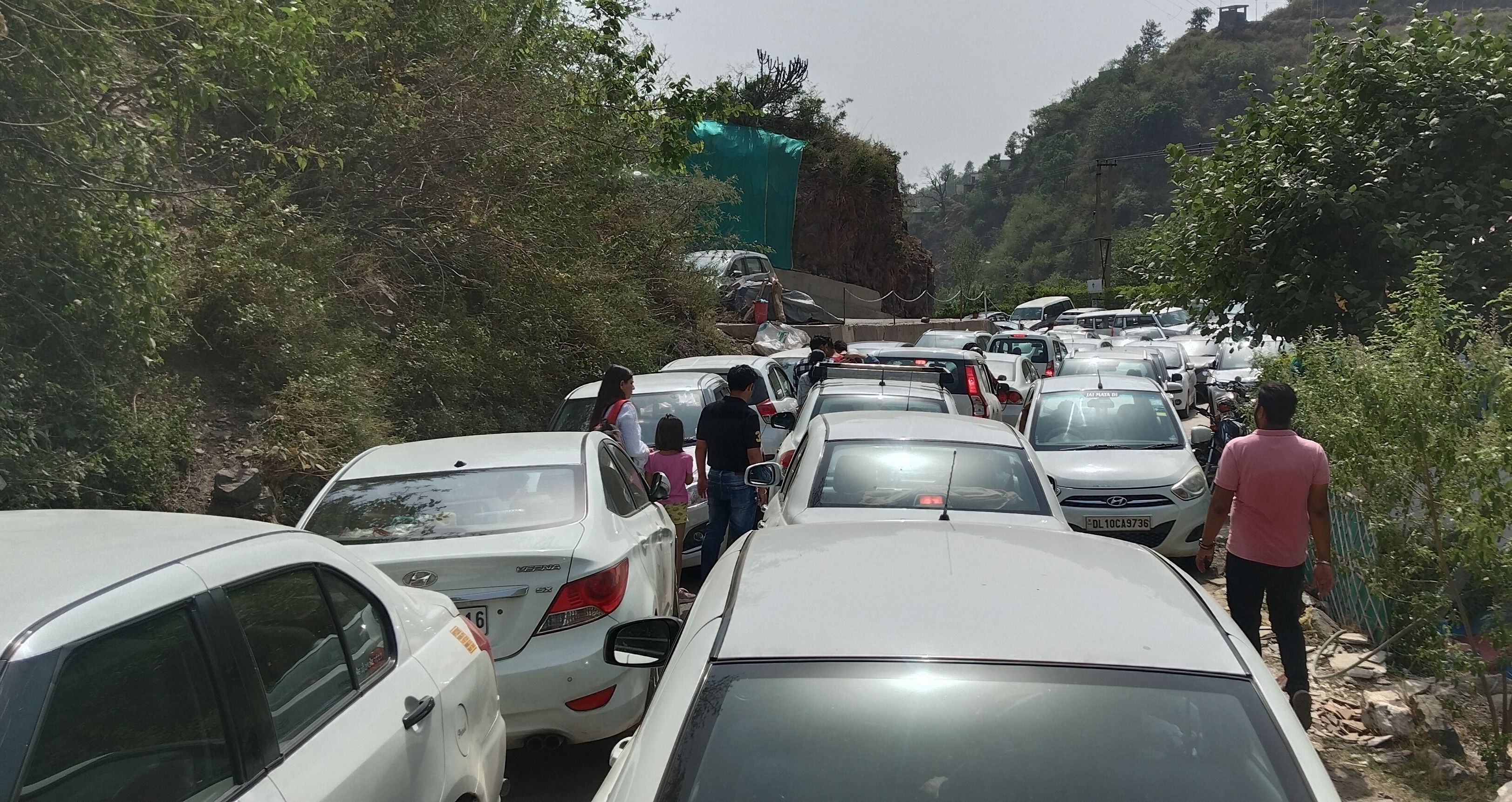 Tourists reached kasauli