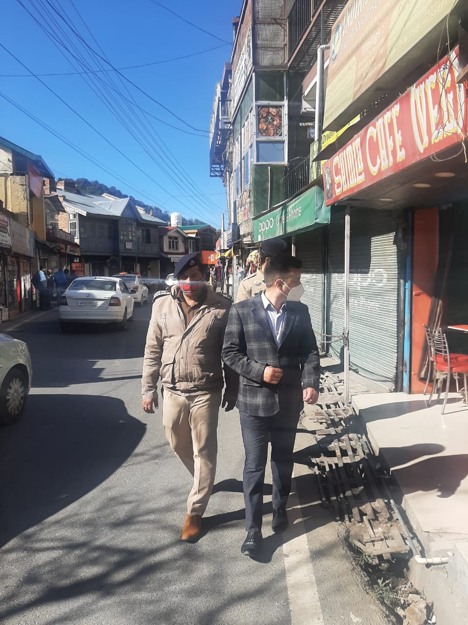 ASP shimla appealed to people to apply masks in Sanjauli