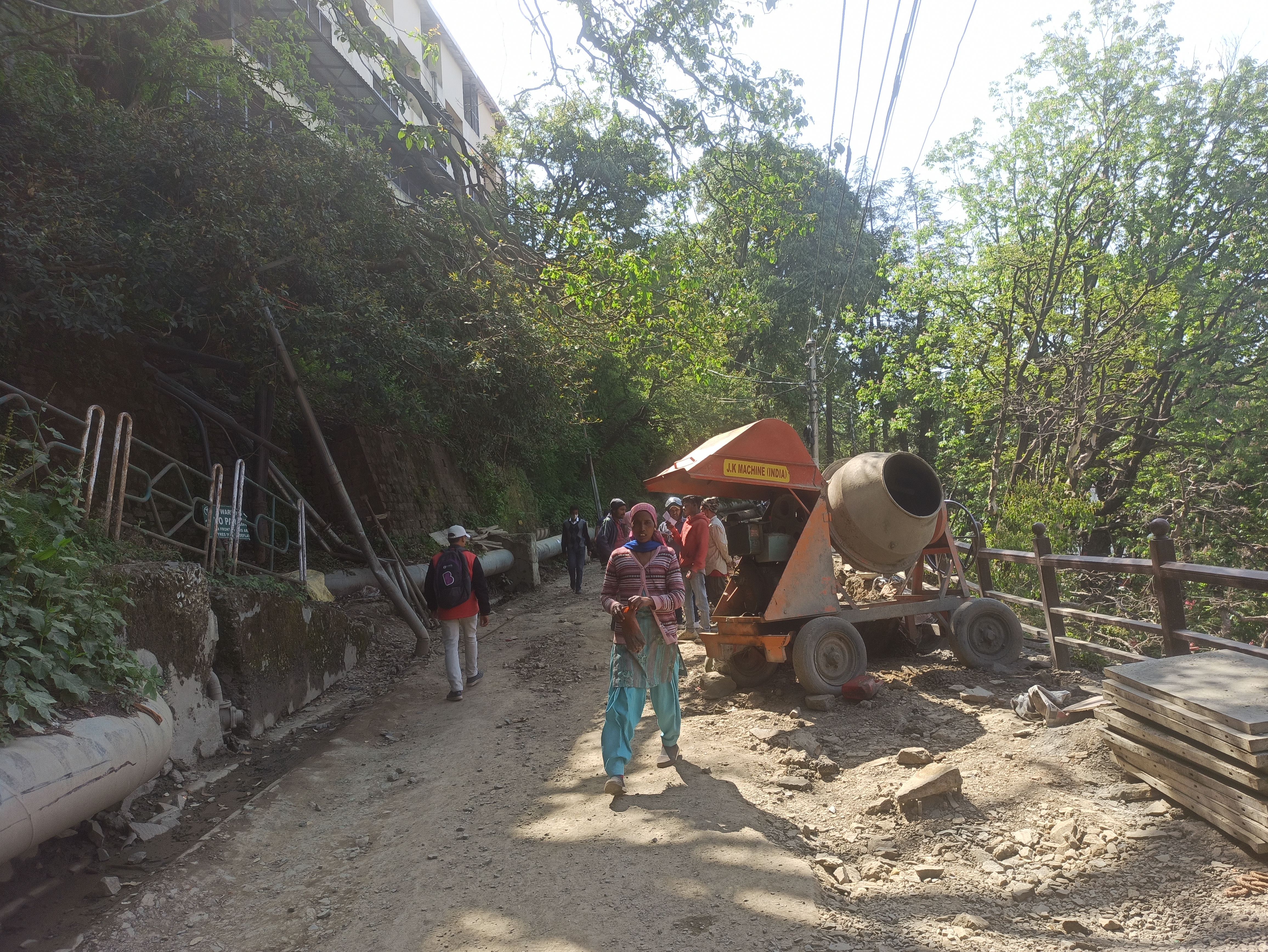 IGMC Sanjauli road block for traffic.