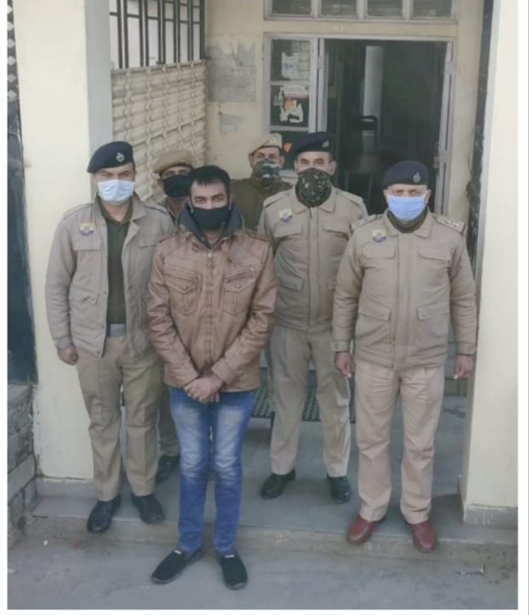 HP Police arrested accused from Gujarat