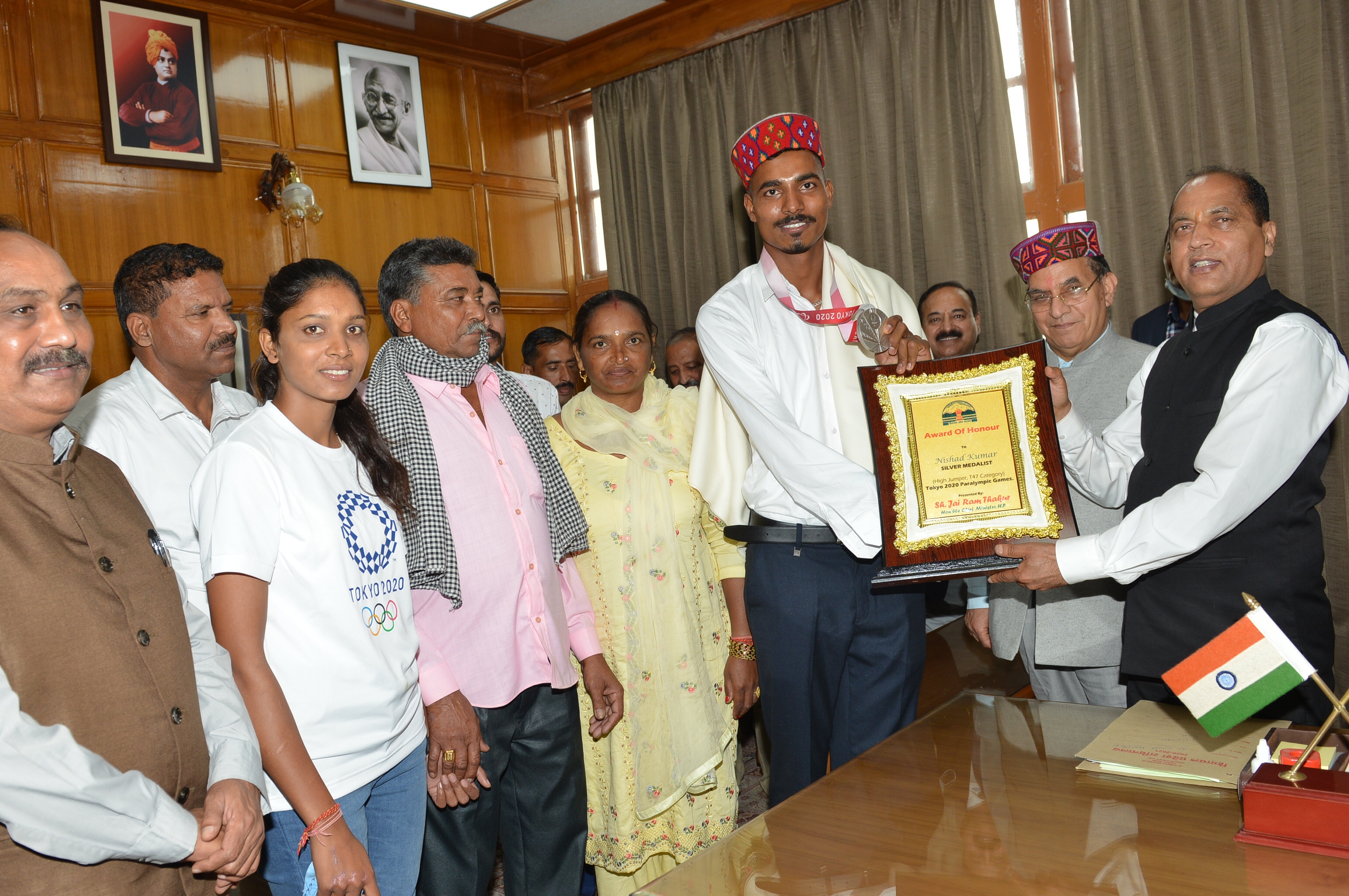 Nishad Kumar meets CM Jairam Thakur