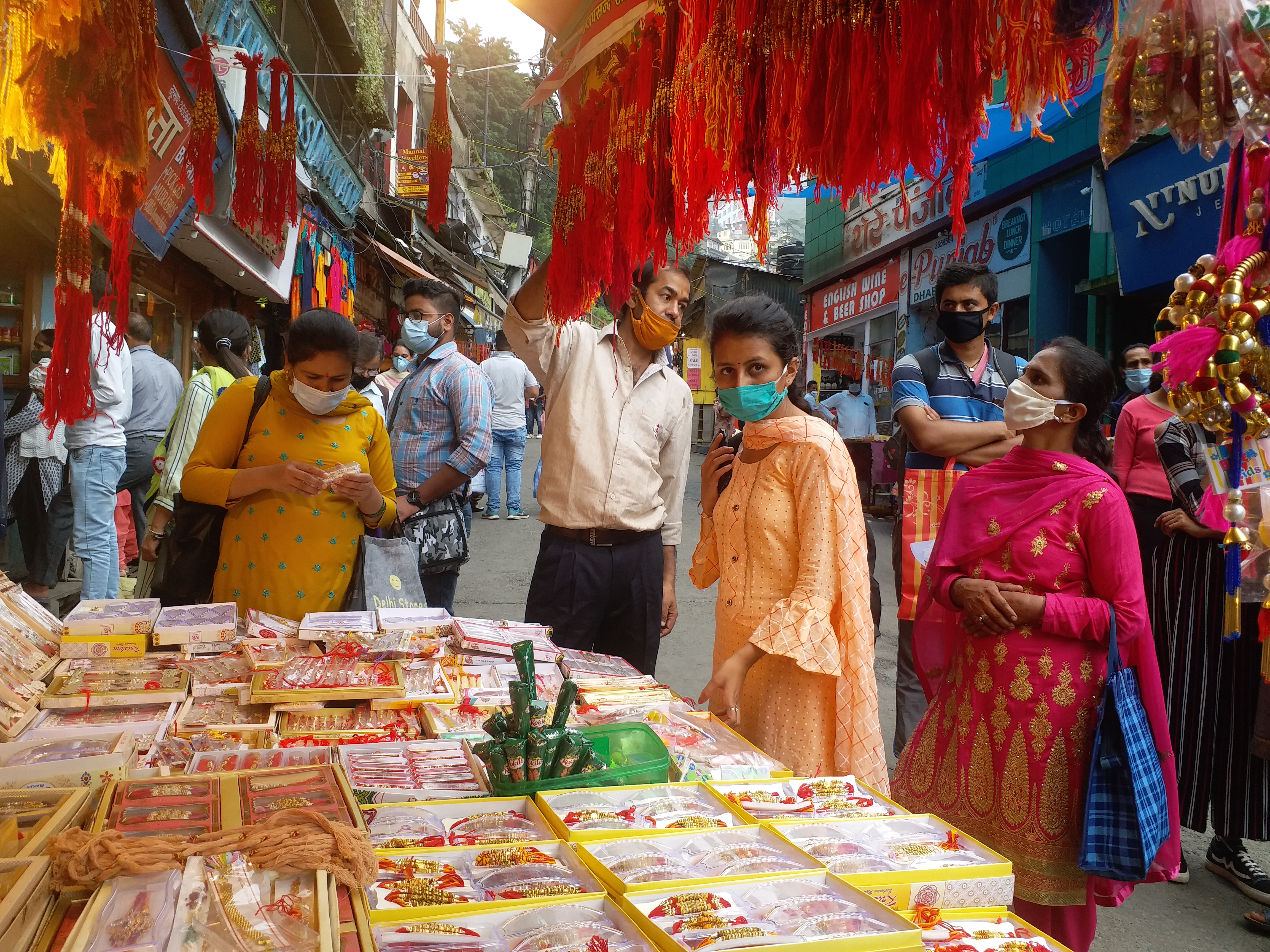 rakhi celebration in corona