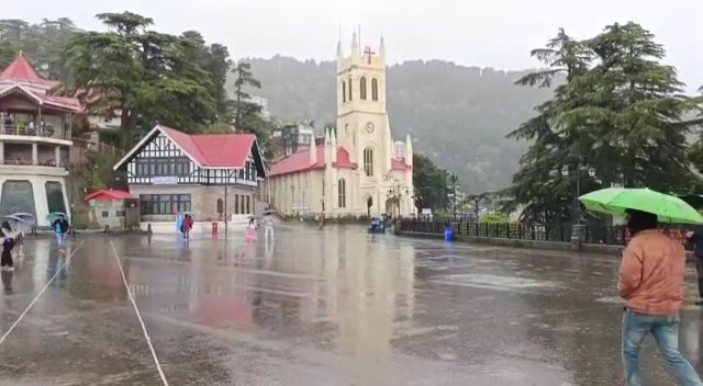Heavy rain and hailstorm in Shimla