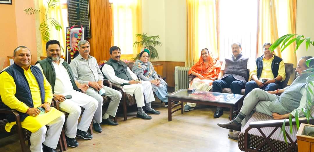 Pratibha Singh held a meeting with the senior leader